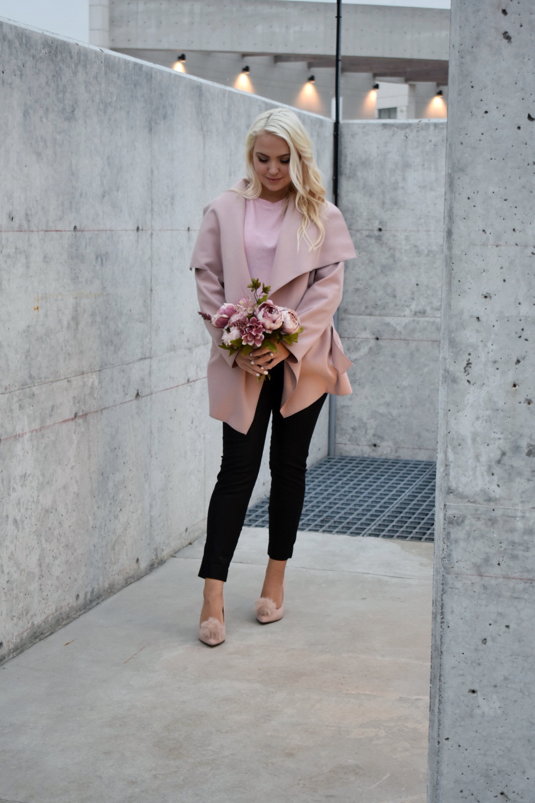 A Romantic Valentines Date Outfit – Pretty Lovely in Pink