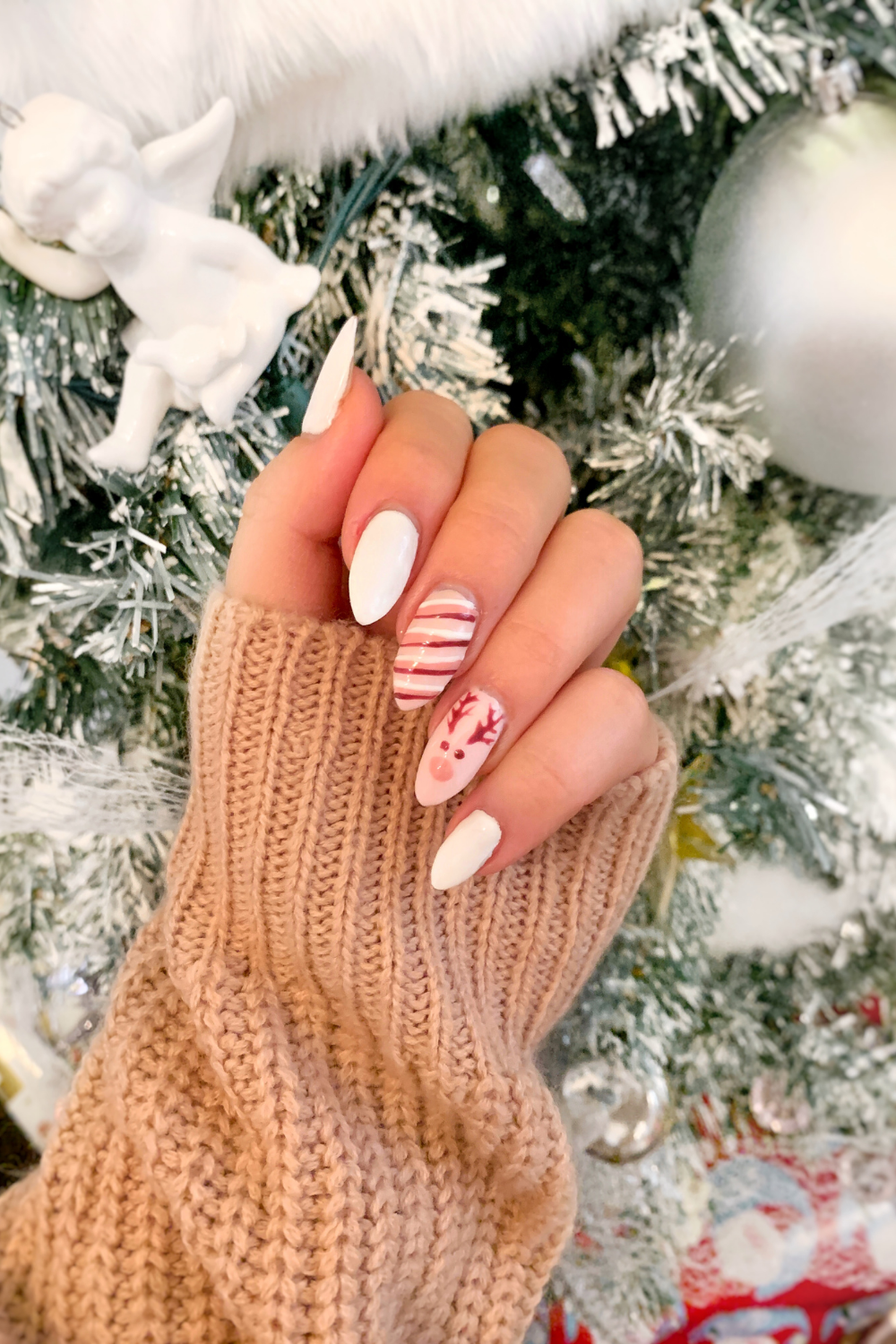 Festive Christmas Nail Designs for 2020 - Holiday Nail Art Ideas